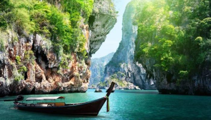 Saiba mais sobre Halong Bay, onde ficar? O que comer e muito mais