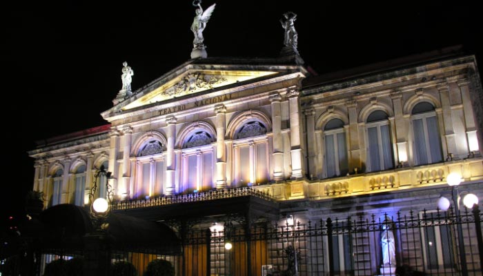 Teatro-Nacional-Vale-Central