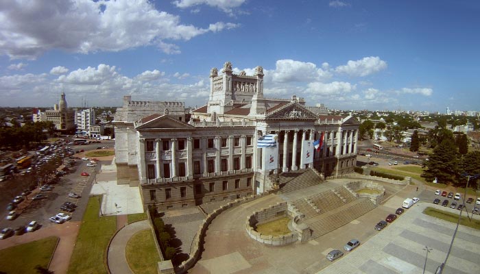 palácio-legislativo-montevideo