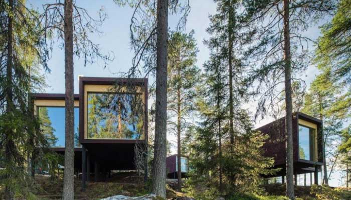 Hotel-para-assistir-a-Aurora-Boreal-Hotel-Arctic-TreeHouse-na-Finlândia-ao-meio-da-floresta