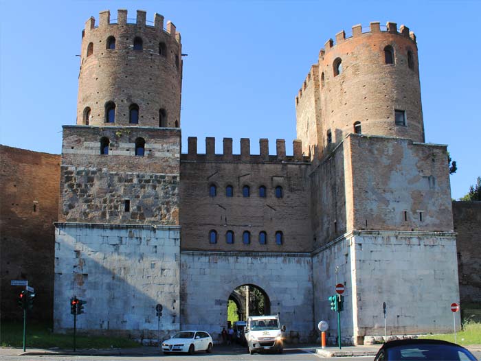 Fortificação antiga da Via Apia - Porta de São Sebastião