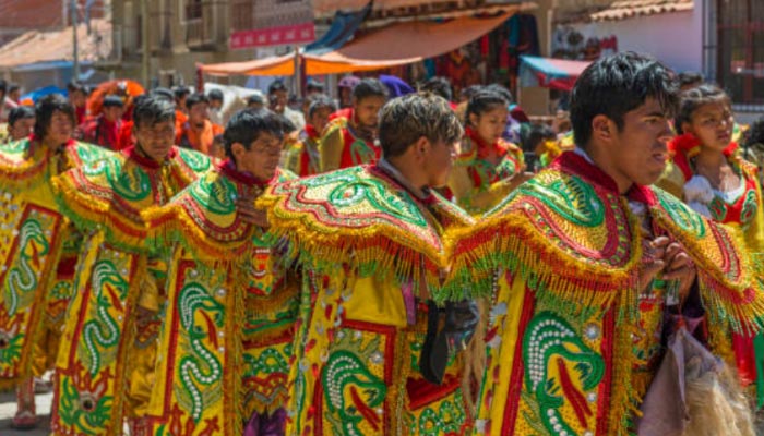 Danças folclóricas na Bolivia